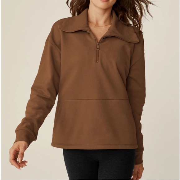 Beyond Yoga Tops - Beyond Yoga Trek Half Zip Pullover in Toffee – Size Medium